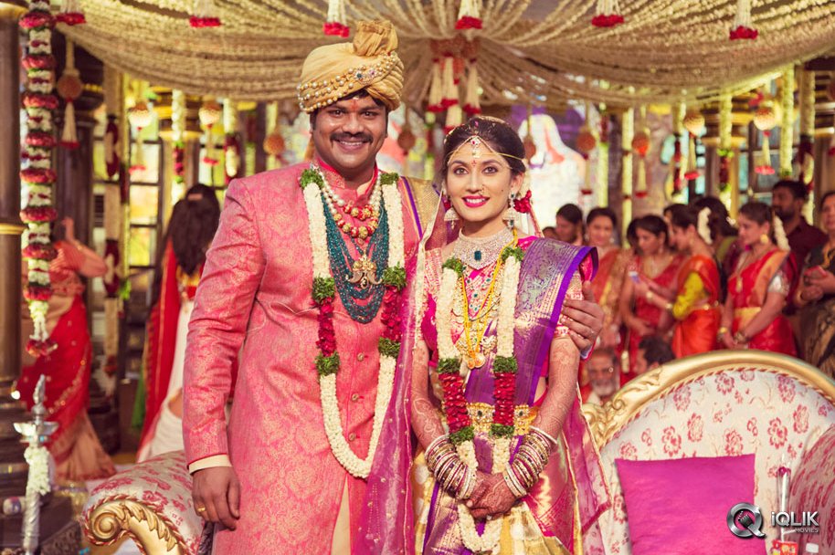 Manchu-Manoj-and-Pranathi-Wedding-Photos